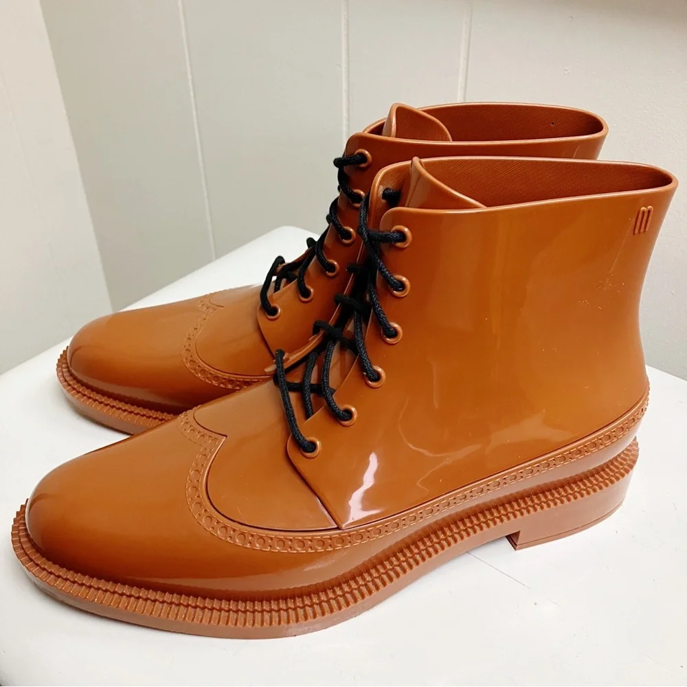 MELISSA Womens BRAZILIAN Wingtip Brogue Ankle Boot SIZE 7 Glossy Bordeaux Brown - Picture 7 of 13